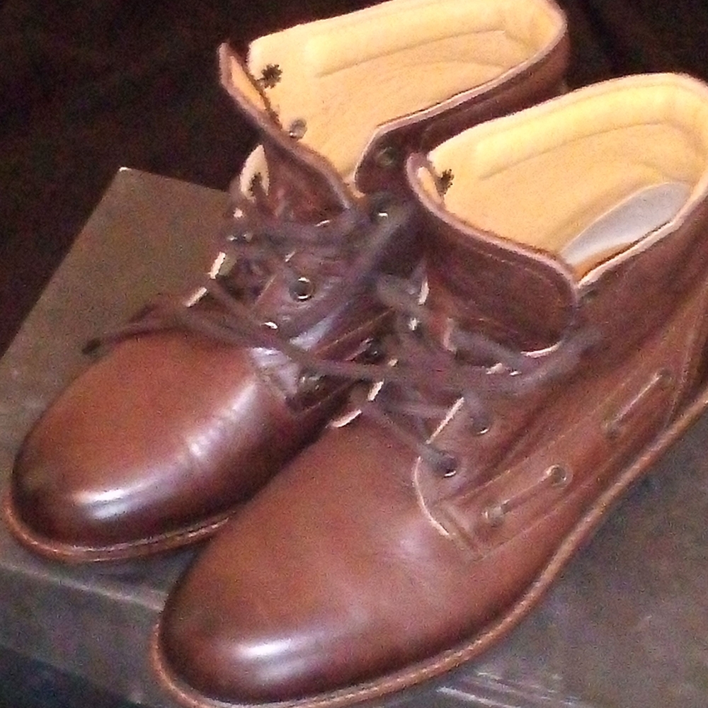 NWOT Neil M JasperJava Brown Chukka Boots with Polished Leather